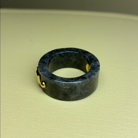 Ring - Picture 7 of 8